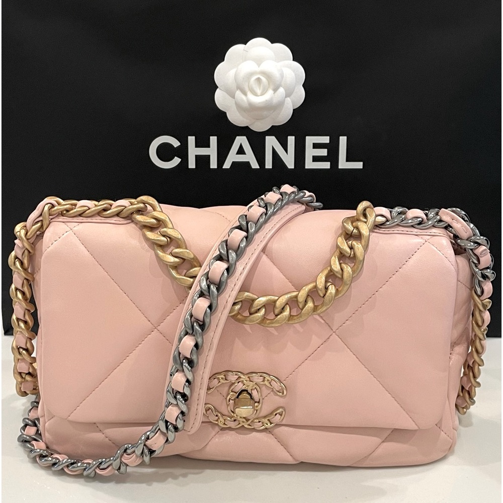 Chanel 19 FlapBag Brilliant Rose 2023